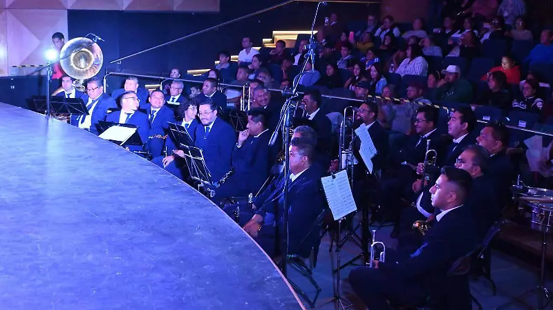 La Banda Municipal de Celaya participó en esta presentación.